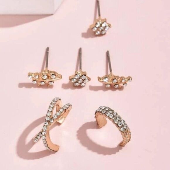 GOLD DIAMOND FLOWER EAR CRAWLER AND DIAMOND EAR CUFFS- 6 PIECES - Picture 5 of 5